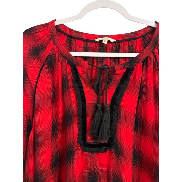 reCreation Womans XL Red Buffalo Plaid Crochet Velour Tassel Balloon Sleeve Top - Picture 3 of 11